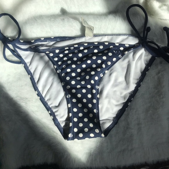 Brand new Abercrombie & Fitch bikini bottoms 👙 - Picture 6 of 7